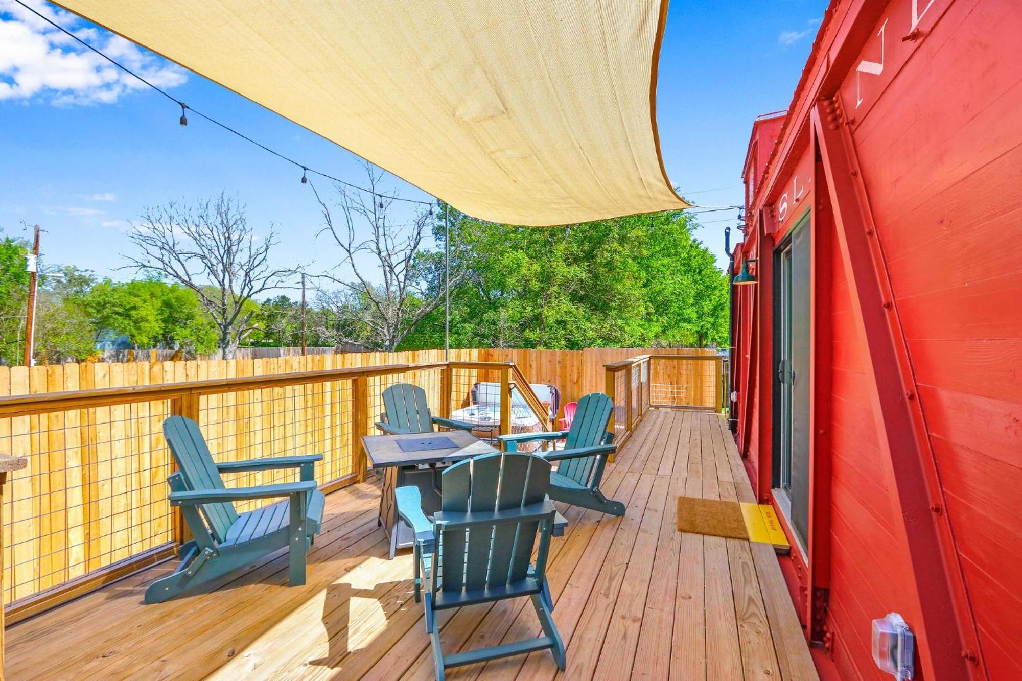 Caboose On The Square Villa Wimberley Exterior photo